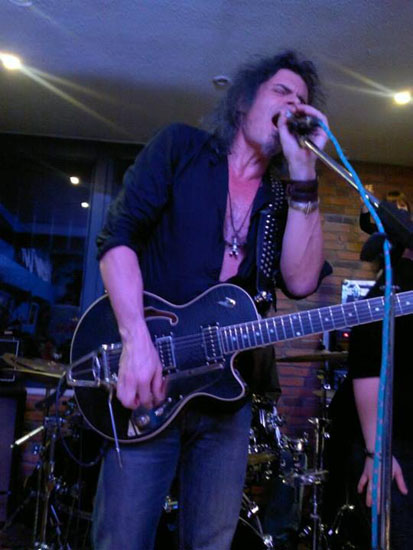 philippe letort outcast chanteur guitariste
